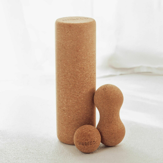 Mobeco foam roller and trigger release ball